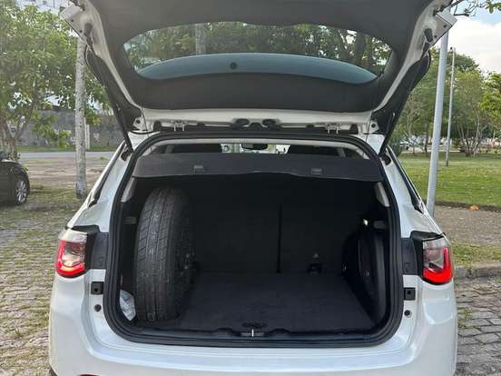 JEEP-COMPASS-2.0 16V FLEX LONGITUDE AUTOMÁTICO JEEP-COMPASS-2019