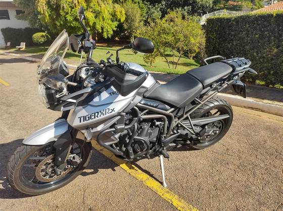 TRIUMPH TIGER 800 XRX 
