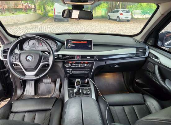 BMW-X5-2016