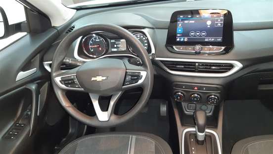 CHEVROLET-TRACKER-2021
