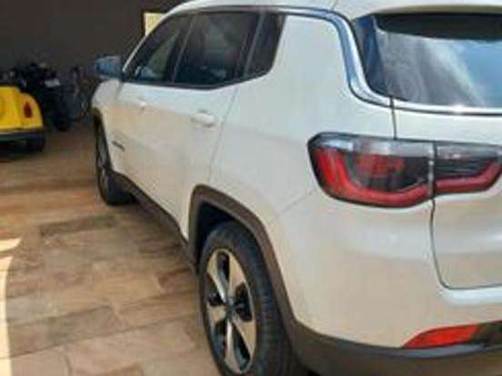JEEP-COMPASS-2.0 16V FLEX LONGITUDE AUTOMÁTICO JEEP-COMPASS-2018