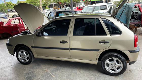 VOLKSWAGEN GOL 1.0 MI PLUS 16V GASOLINA 4P MANUAL G.III