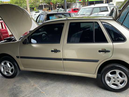 VOLKSWAGEN-GOL-1.0 MI PLUS 16V GASOLINA 4P MANUAL G.III VOLKSWAGEN-GOL-2004