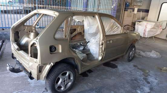 VOLKSWAGEN-GOL-2004