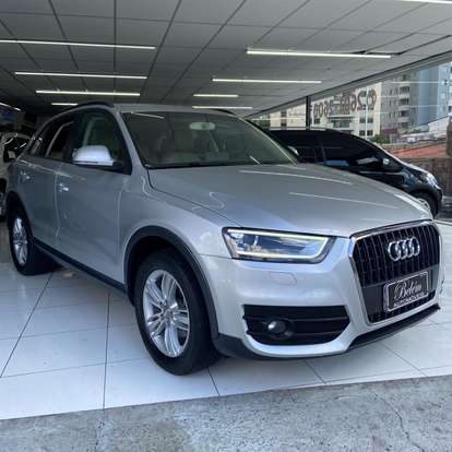 AUDI-Q3-2012