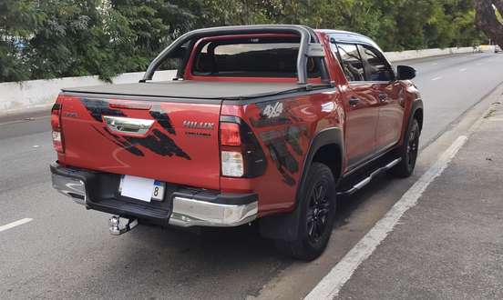 TOYOTA-HILUX-2.8 SR CHALLENGE 4X4 CD 16V DIESEL 4P AUTOMÁTICO TOYOTA-HILUX-2018