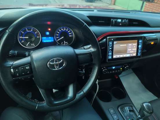 TOYOTA-HILUX-2.8 SR CHALLENGE 4X4 CD 16V DIESEL 4P AUTOMÁTICO TOYOTA-HILUX-2018