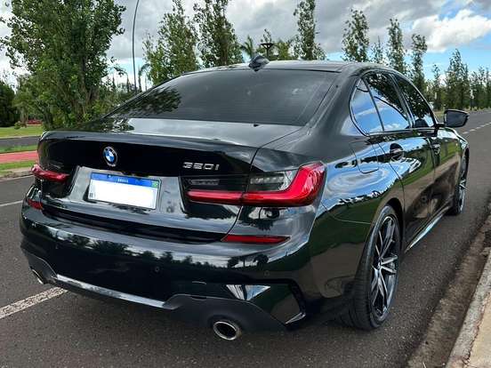 BMW-320i-2.0 16V TURBO FLEX M SPORT AUTOMÁTICO BMW-320i-2021