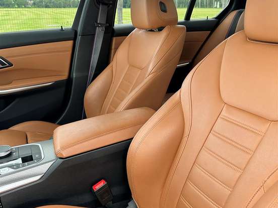 BMW-320i-2.0 16V TURBO FLEX M SPORT AUTOMÁTICO BMW-320i-2021