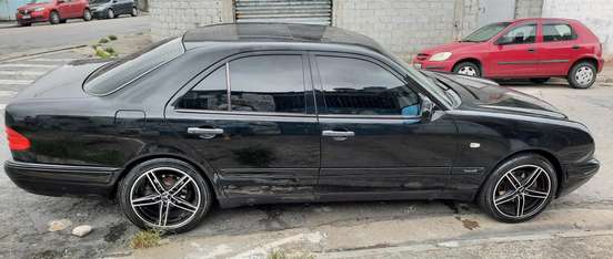 MERCEDES-BENZ-E 320-3.2 ELEGANCE V6 GASOLINA 4P AUTOMÁTICO MERCEDES-BENZ-E 320-1998