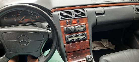 MERCEDES-BENZ-E 320-1998