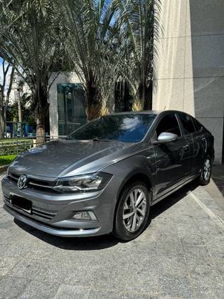 VOLKSWAGEN VIRTUS 1.0 200 TSI HIGHLINE AUTOMÁTICO