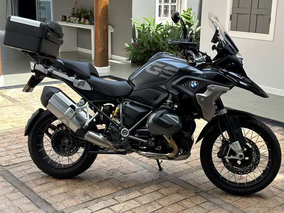 BMW-R 1250 GS TRIPLE BLACK BMW-R 1250 GS TRIPLE BLACK-2022