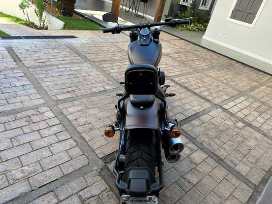 HARLEY-DAVIDSON-SOFTAIL FAT BOB 114-2019