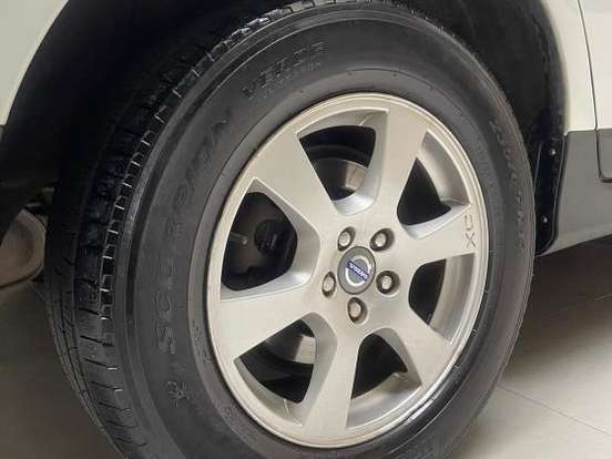 VOLVO-XC60-2.0 T5 COMFORT FWD TURBO GASOLINA 4P AUTOMÁTICO VOLVO-XC60-2011