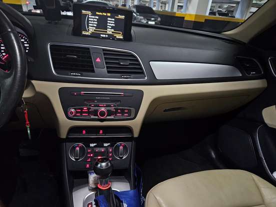 AUDI-Q3-2015