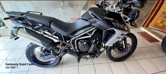 TRIUMPH TIGER 800 XCX 
