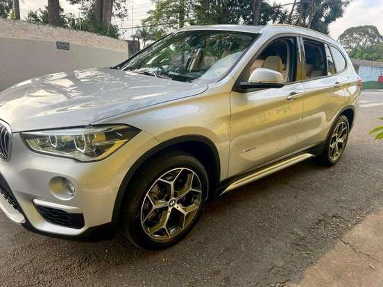 BMW-X1-2016