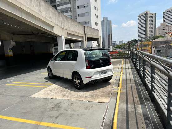 VOLKSWAGEN-UP-2017