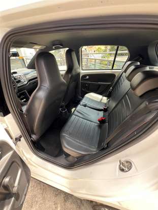 VOLKSWAGEN-UP-2017