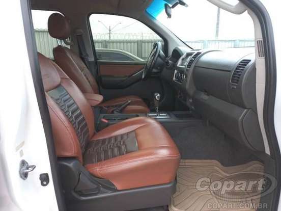 NISSAN-FRONTIER-2016