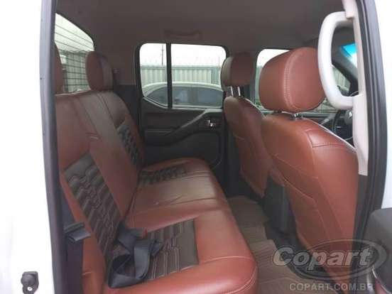 NISSAN-FRONTIER-2016