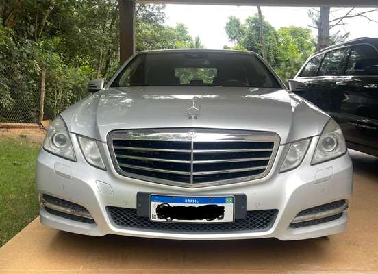 MERCEDES-BENZ-E 500-5.0 AVANTGARDE VR4 V8 GASOLINA 4P AUTOMÁTICO MERCEDES-BENZ-E 500-2011