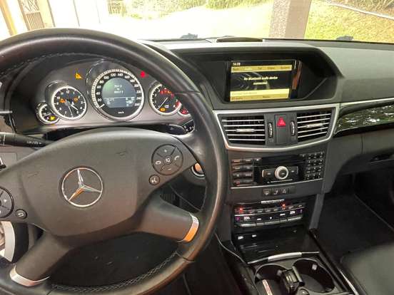 MERCEDES-BENZ-E 500-5.0 AVANTGARDE VR4 V8 GASOLINA 4P AUTOMÁTICO MERCEDES-BENZ-E 500-2011