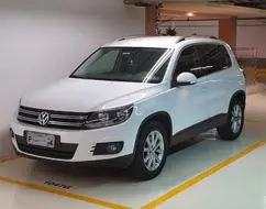 VOLKSWAGEN TIGUAN 2.0 TSI 16V TURBO GASOLINA 4P TIPTRONIC VOLKSWAGEN TIGUAN 2.0 TSI 16V TURBO GASOLINA 4P TIPTRONIC