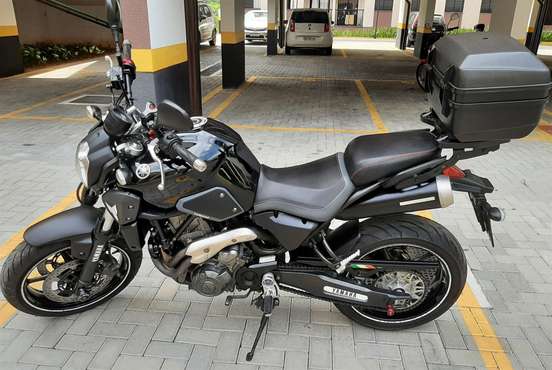 YAMAHA-MT-03-2008