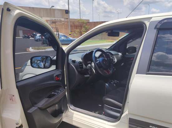 FIAT-UNO-2014