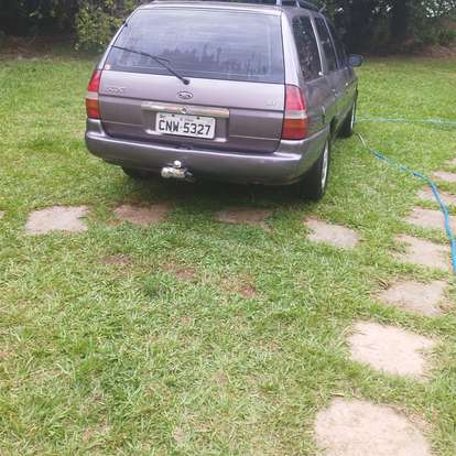 FORD-ESCORT-1997