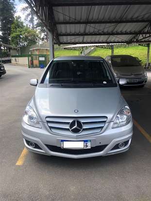 MERCEDES-BENZ-B 180-2010