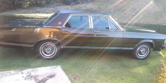 FORD-GALAXIE-1977