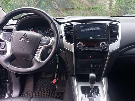 MITSUBISHI-L200 TRITON-2.4 16V TURBO DIESEL SPORT GLS CD 4P 4X4 AUTOMÁTICO MITSUBISHI-L200 TRITON-2020