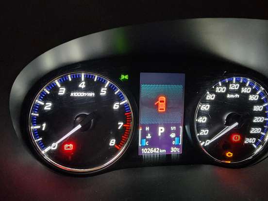 MITSUBISHI-OUTLANDER-2015