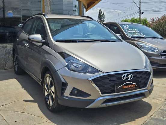 HYUNDAI-HB20X-2021