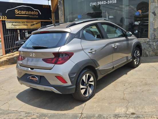 HYUNDAI-HB20X-2021