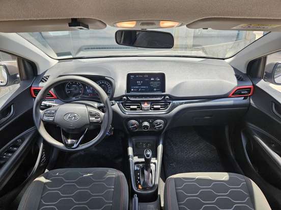 HYUNDAI-HB20X-2021