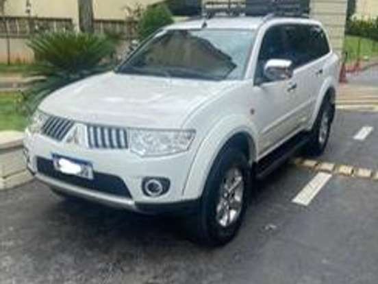MITSUBISHI-PAJERO DAKAR-3.2 HPE 4X4 7 LUGARES 16V TURBO INTERCOOLER DIESEL 4P AUTOMÁTICO MITSUBISHI-PAJERO DAKAR-2011