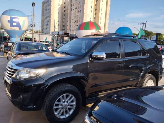 TOYOTA HILUX SW4 2.7 SR 4X2 16V FLEX 4P AUTOMÁTICO