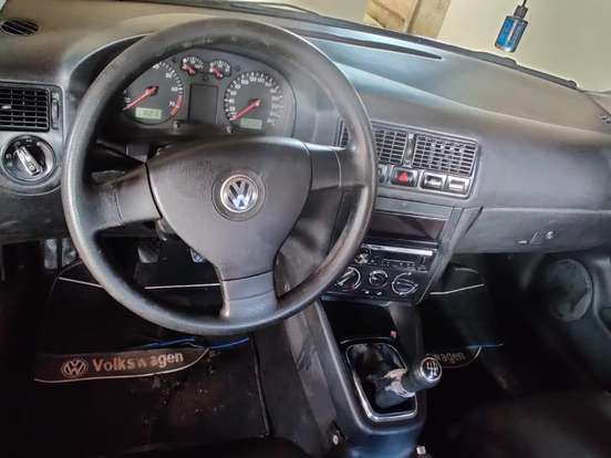 VOLKSWAGEN-GOLF-1.6 MI 8V GASOLINA 4P MANUAL VOLKSWAGEN-GOLF-2002