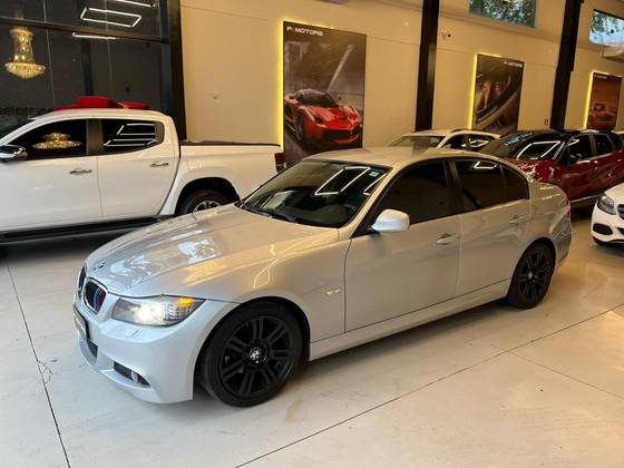 BMW 318i 2.0 SPORT 16V GASOLINA 4P AUTOMÁTICO
