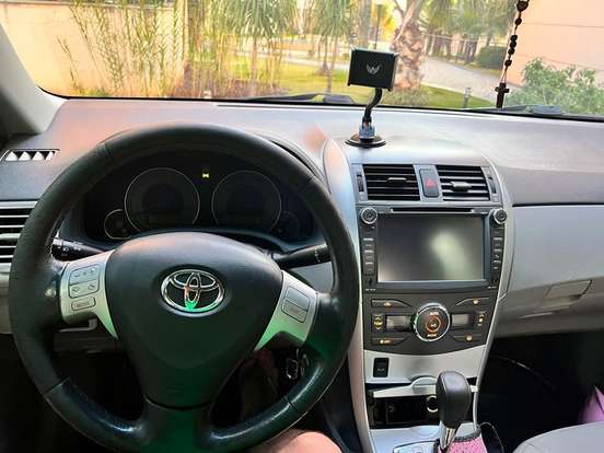 TOYOTA-COROLLA-2012