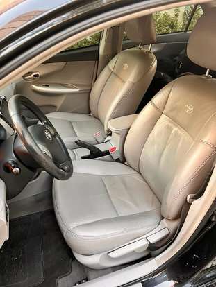 TOYOTA-COROLLA-2012