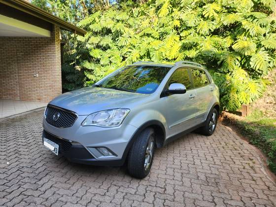 SSANGYONG KORANDO 2.0 GLS 4X4 16V TURBO DIESEL 4P AUTOMÁTICO