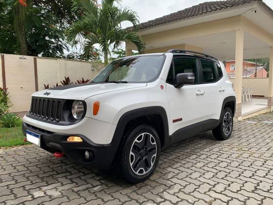 JEEP RENEGADE 2.0 16V TURBO DIESEL TRAILHAWK 4P 4X4 AUTOMÁTICO