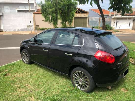 FIAT-BRAVO-2011