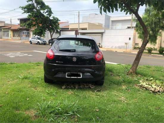 FIAT-BRAVO-1.8 ESSENCE 16V FLEX 4P MANUAL FIAT-BRAVO-2011