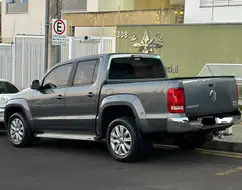 VOLKSWAGEN AMAROK 2.0 HIGHLINE 4X4 CD 16V TURBO INTERCOOLER DIESEL 4P AUTOMÁTICO VOLKSWAGEN AMAROK 2.0 HIGHLINE 4X4 CD 16V TURBO INTERCOOLER DIESEL 4P AUTOMÁTICO